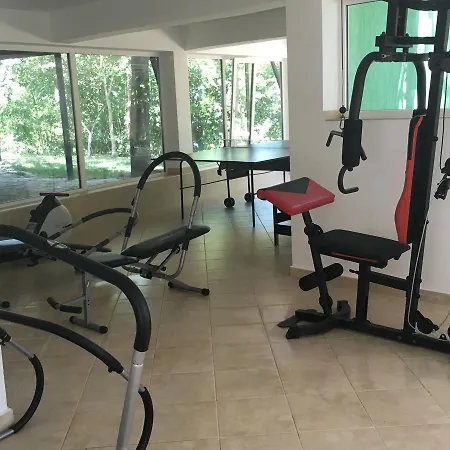 парк бриз - ол инклузив и безплатен паркинг Хотел 3*