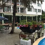 Park Briz Hotell 3*