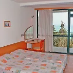Park Briz Hotell 3*